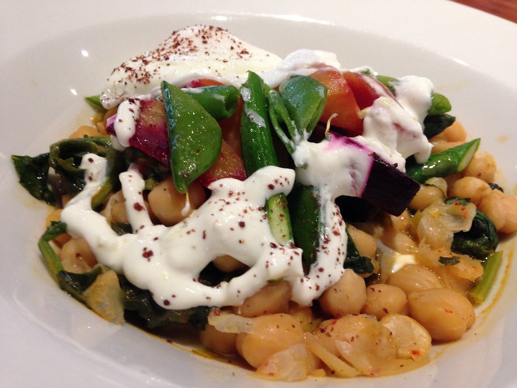High protein vegetarian meals with chickpeas vegetables and yogurt sauce