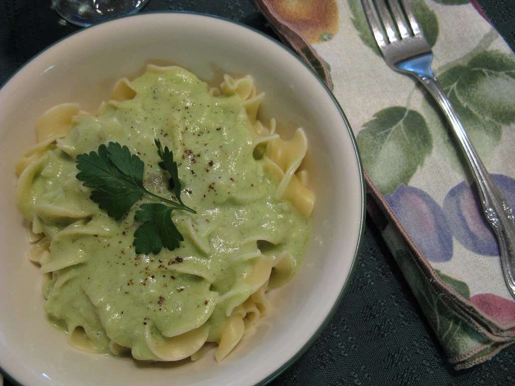 Delicious Cottage Cheese Alfredo Pasta for Busy Nights