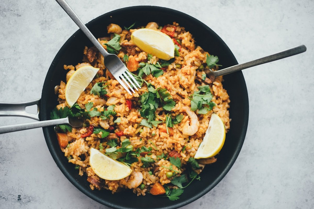 high protein stir fry in a bowl with vegetables and chicken